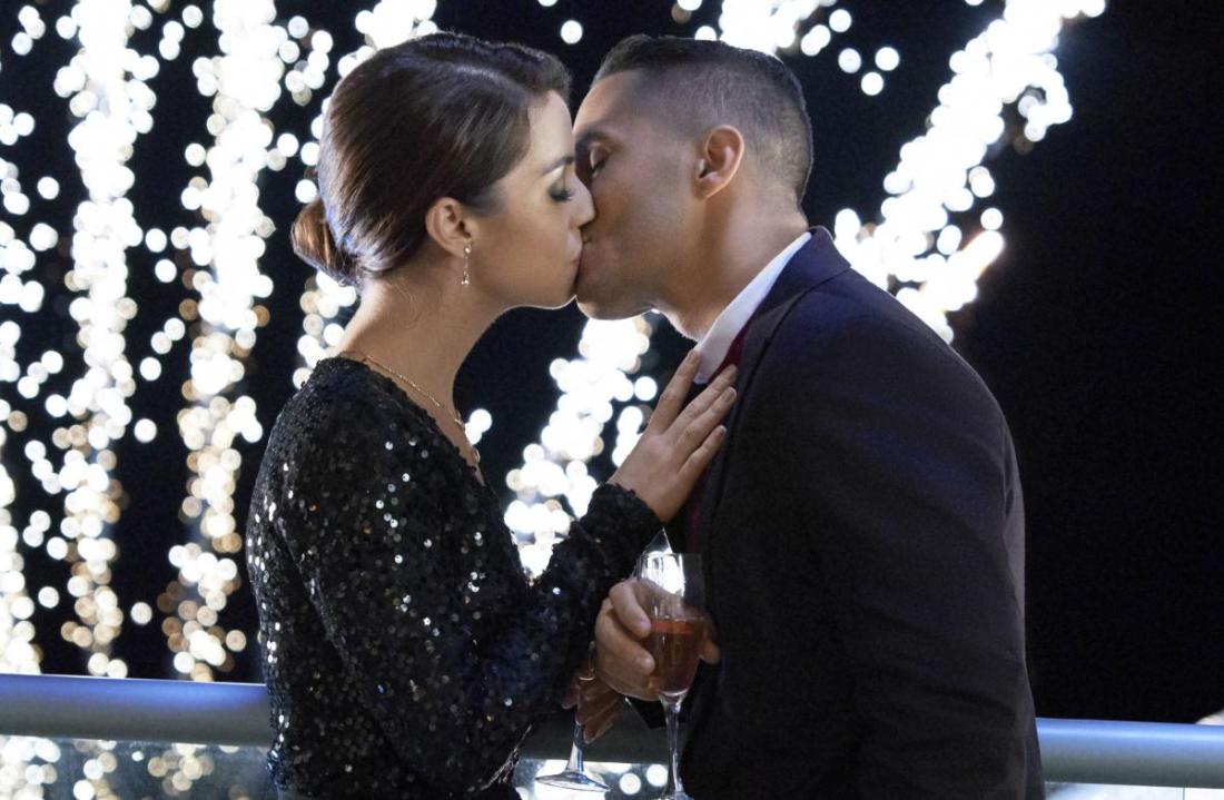 midnight-kiss-hallmark